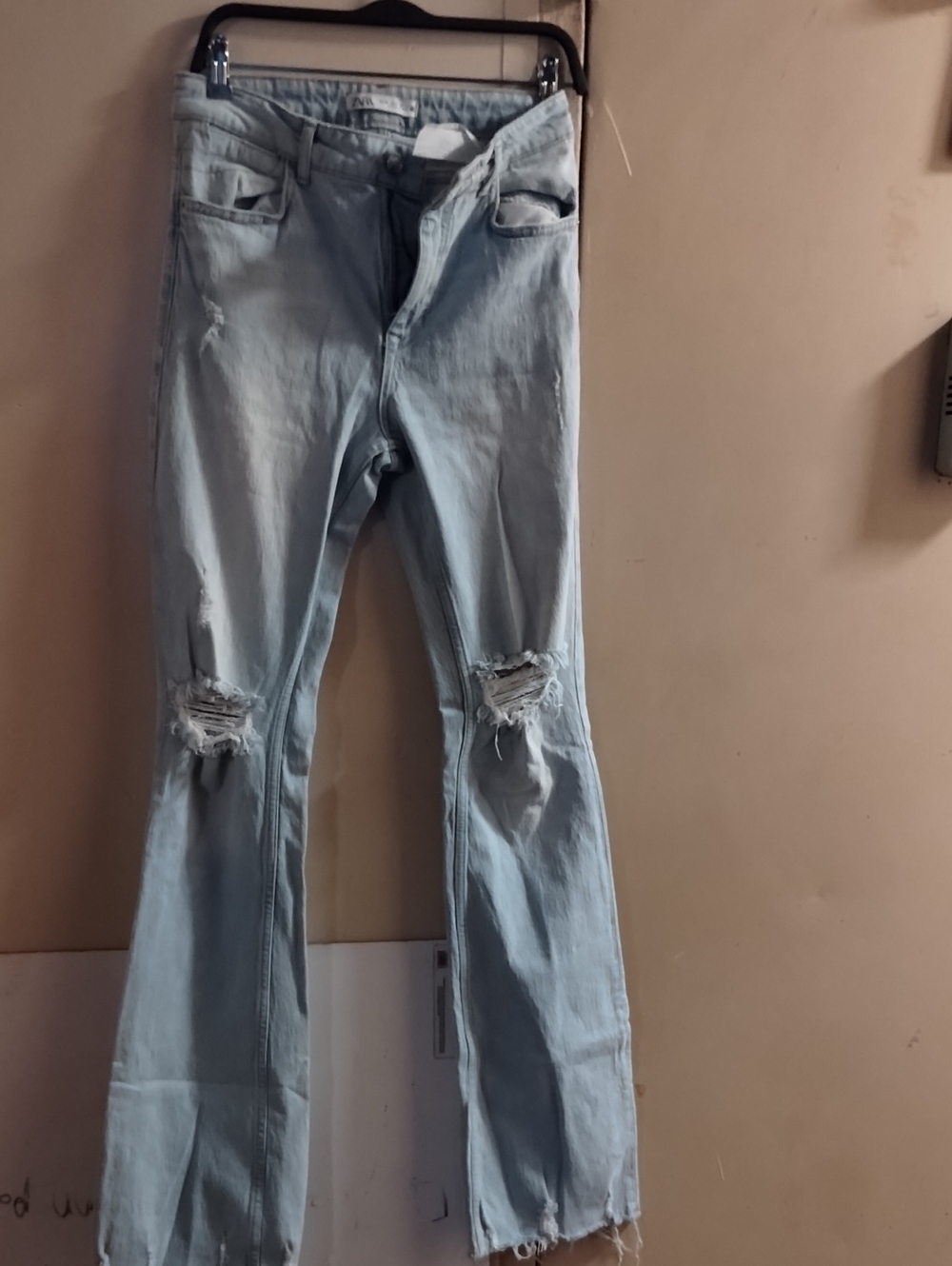 Zara Light Blue Distressed Denim Jeans